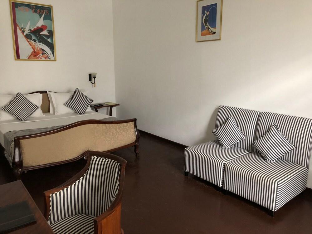 56 By Deco - Galle Fort Exteriör bild